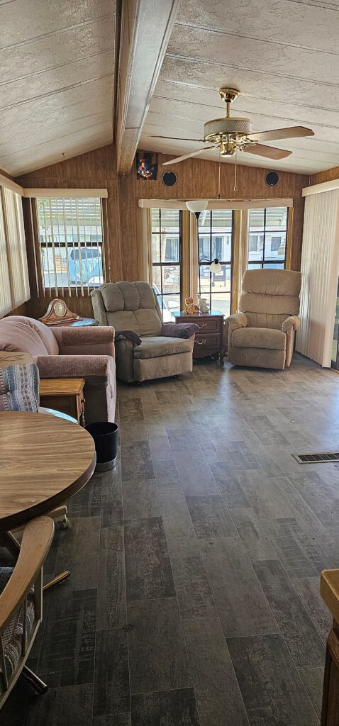 1269 livingroom