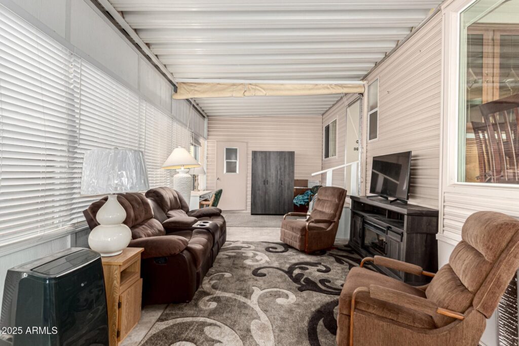 20250814150400646849000000-o