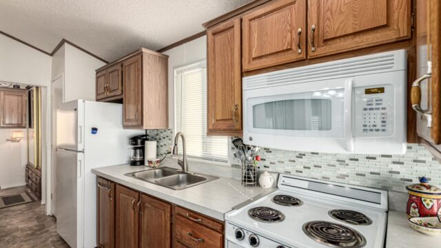 20250814150408341110000000-o