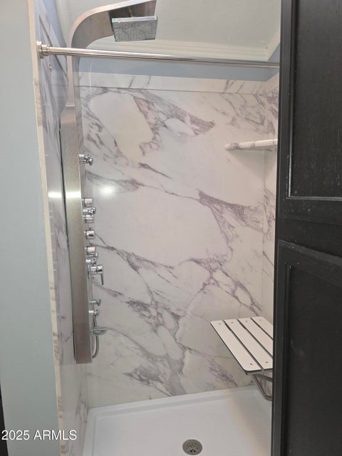 20251128215311314880000000-o