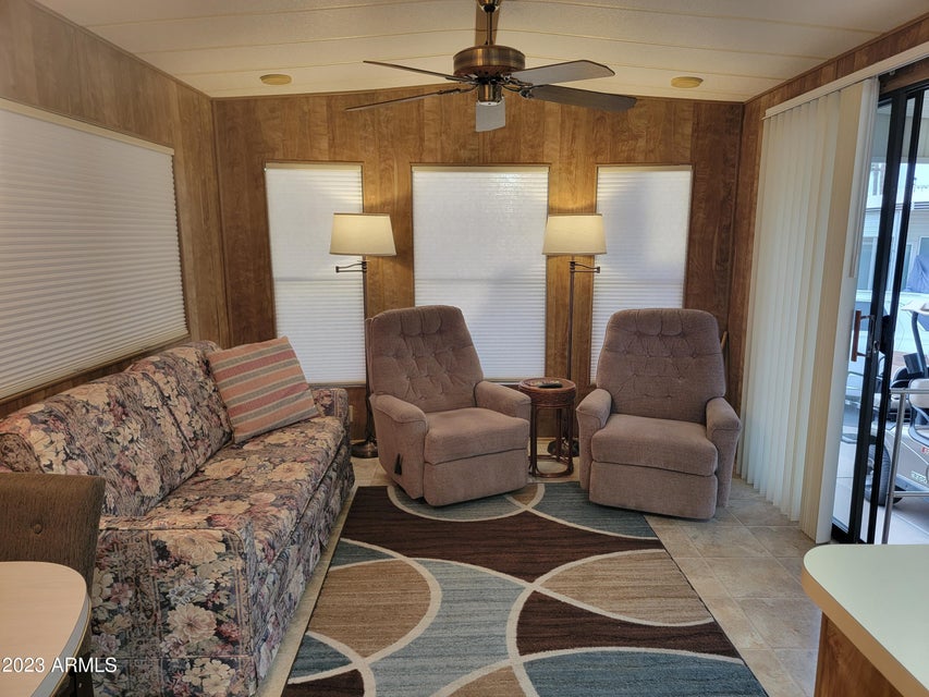 20231115071628820358000000-o