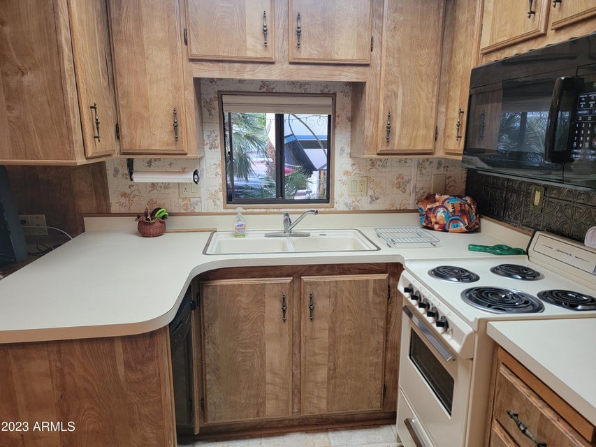 20231115071848567568000000-o