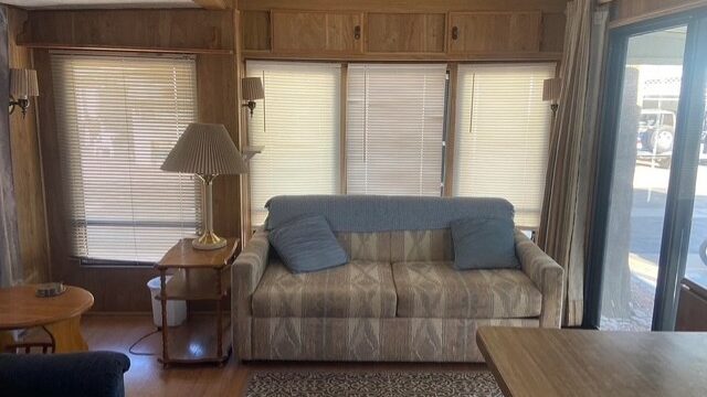 LRoom1079
